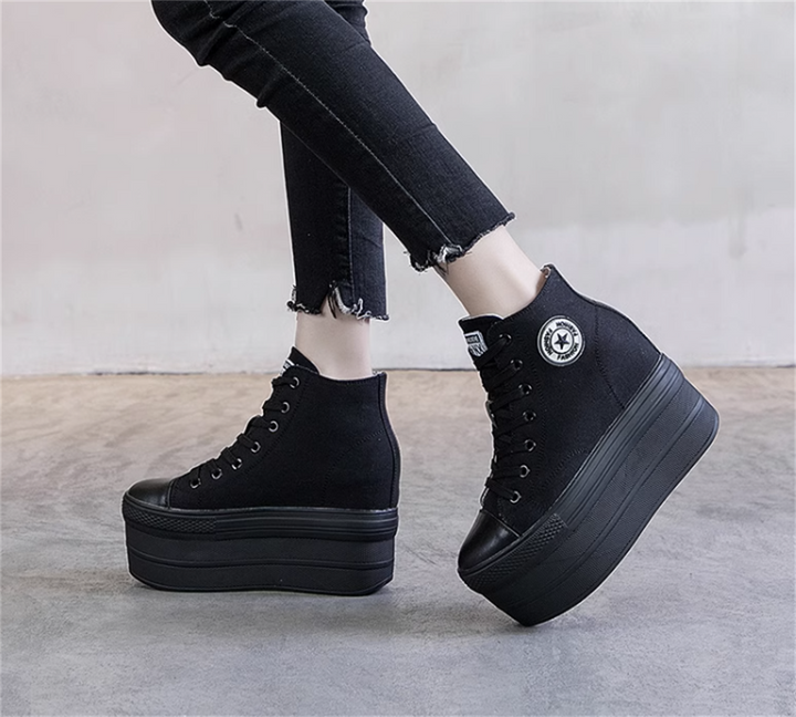 Hidden Heel Bot