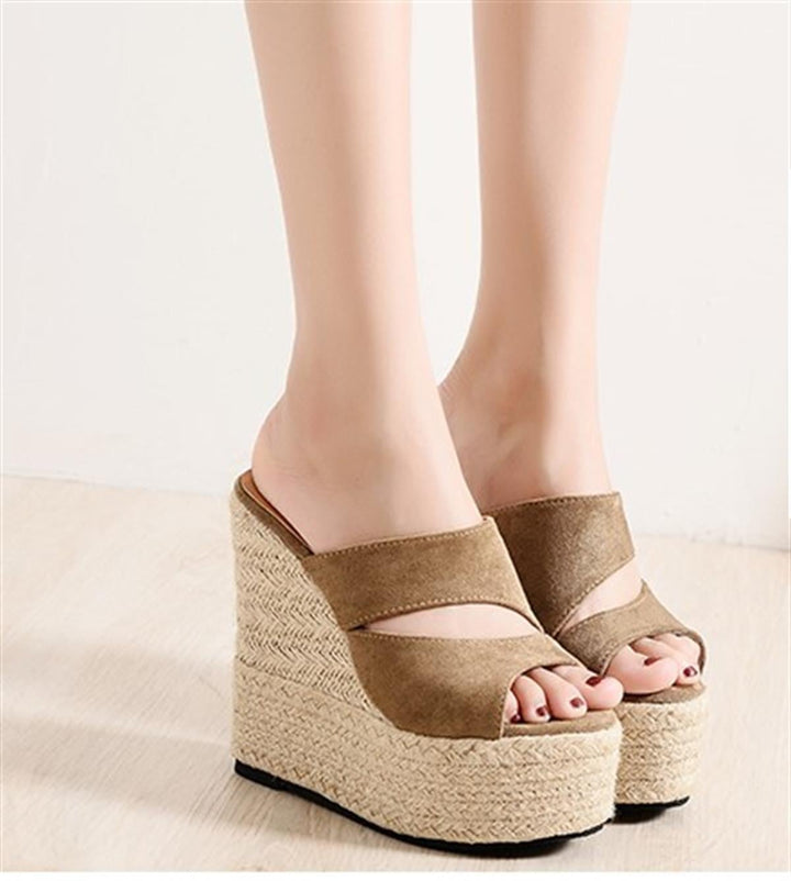 Wedge Straw Terlik