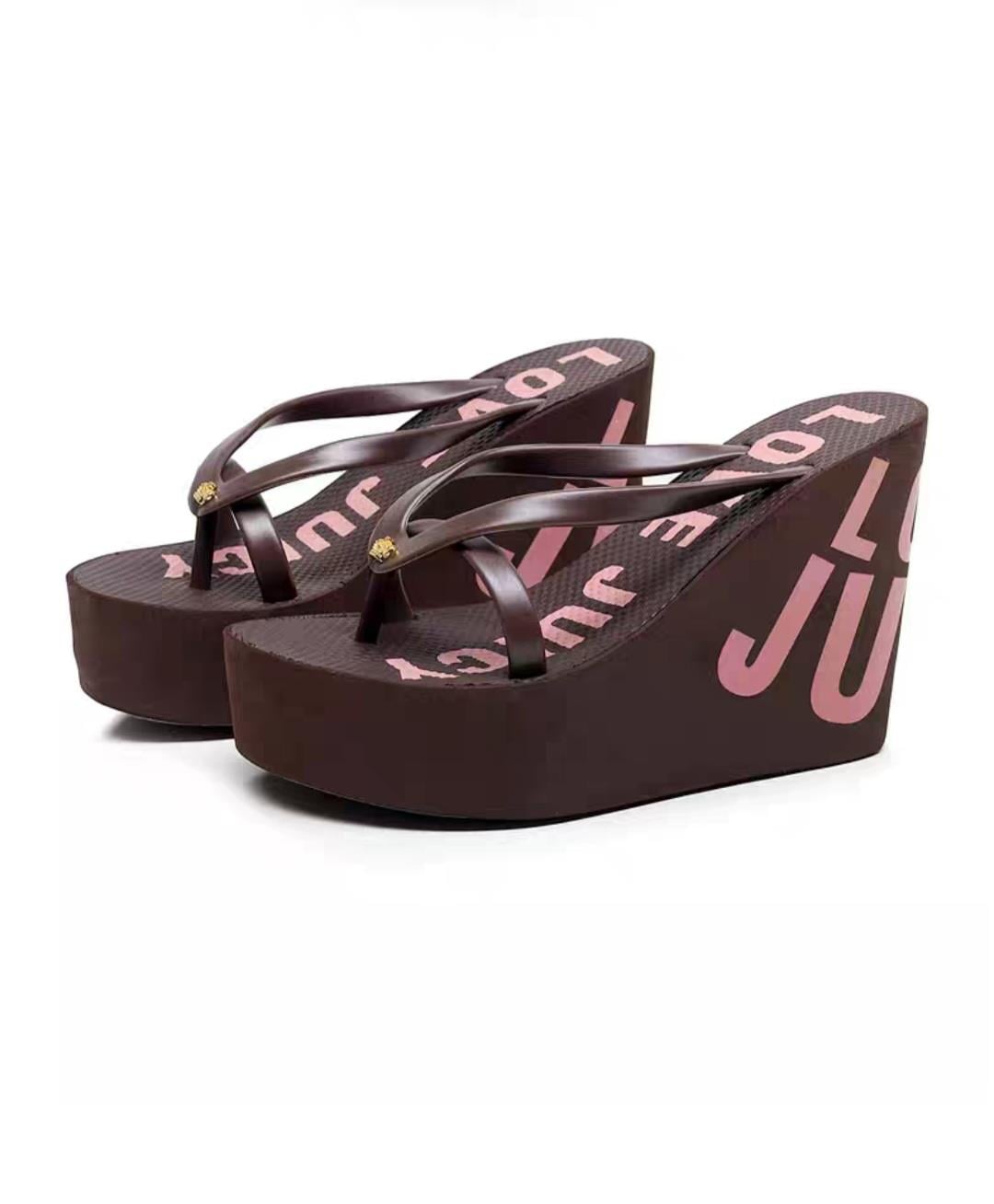 Wedge Toe Between Slippers