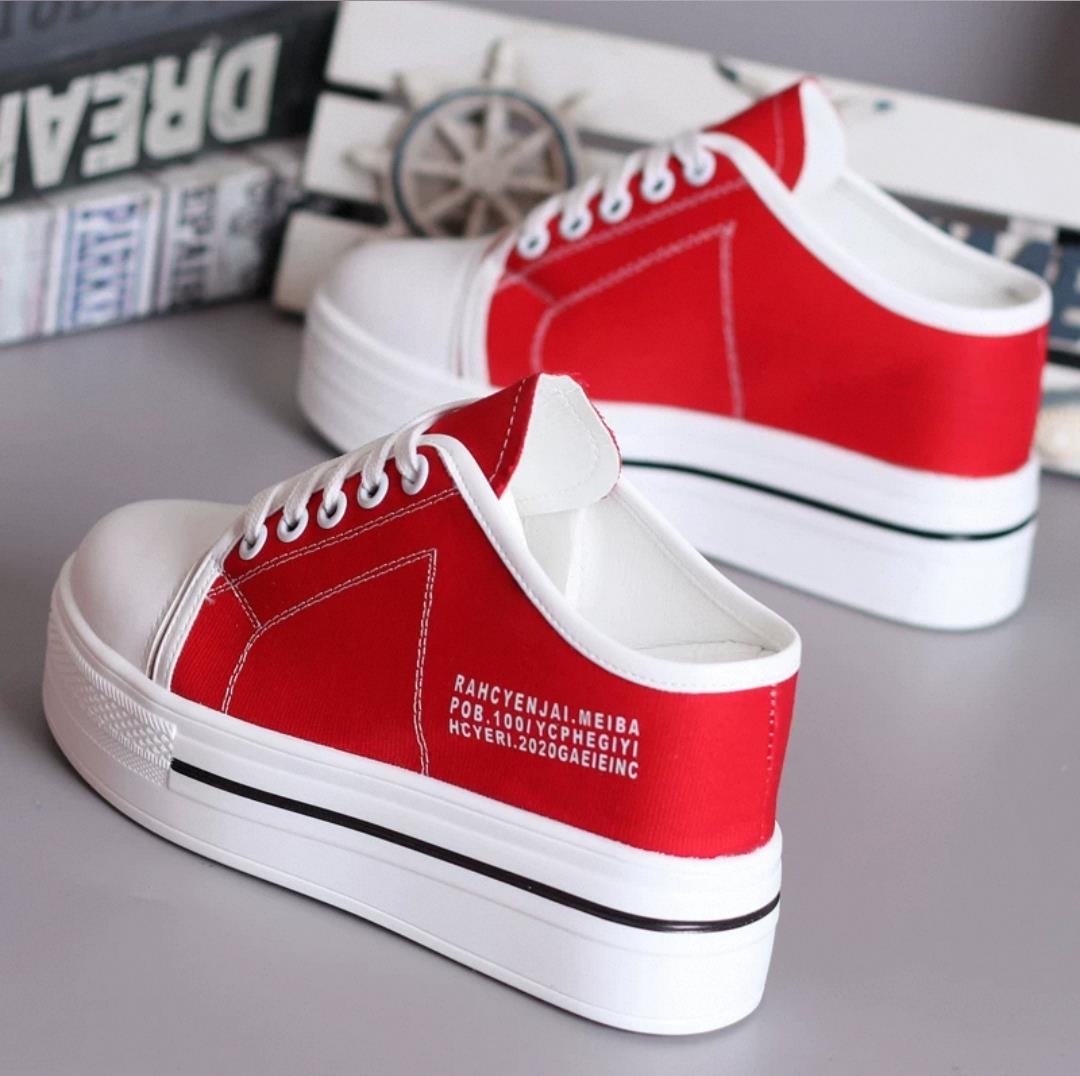 Wedge Spor Terlik