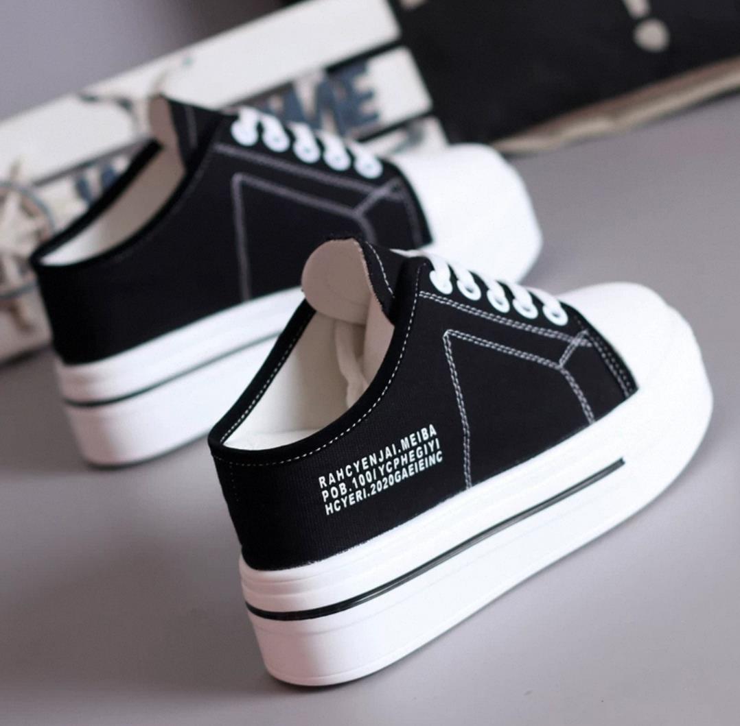 Wedge Spor Terlik