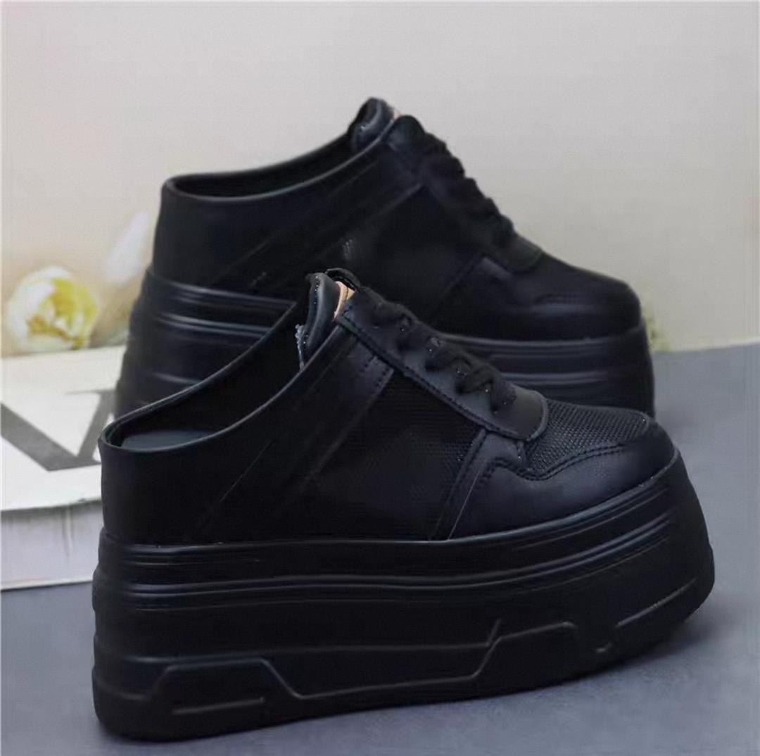 Wedge Spor Terlik