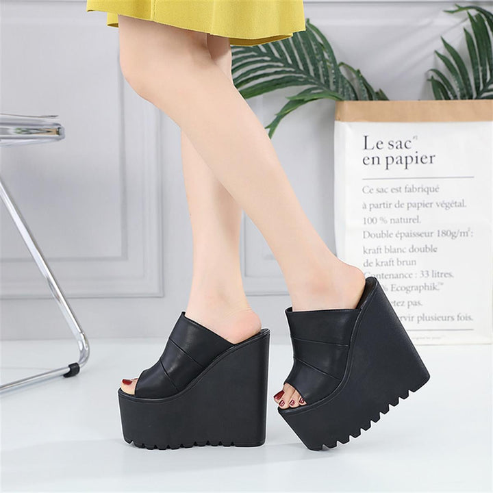 Dolgu Heeled Terlik