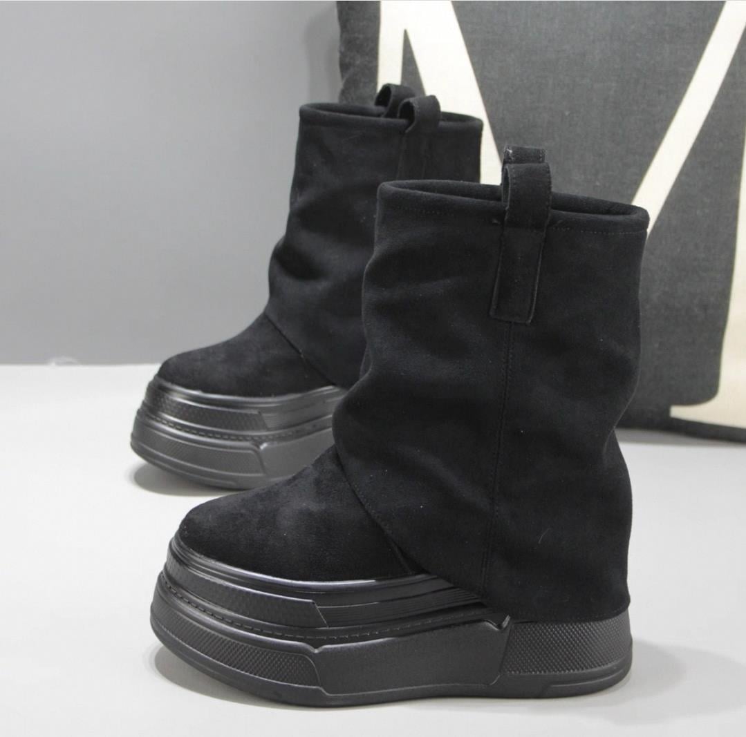 Frank Hidden Heel Bot