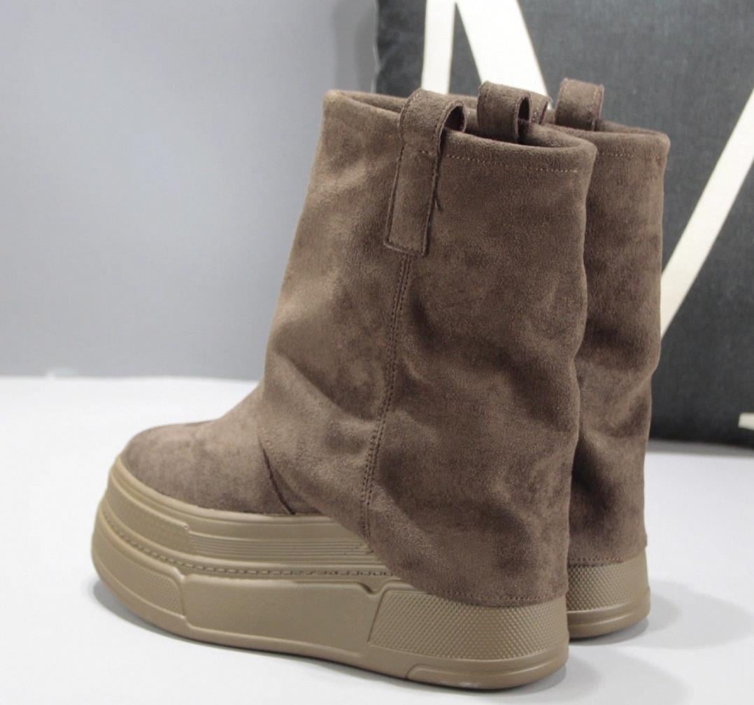 Frank Hidden Heel Bot