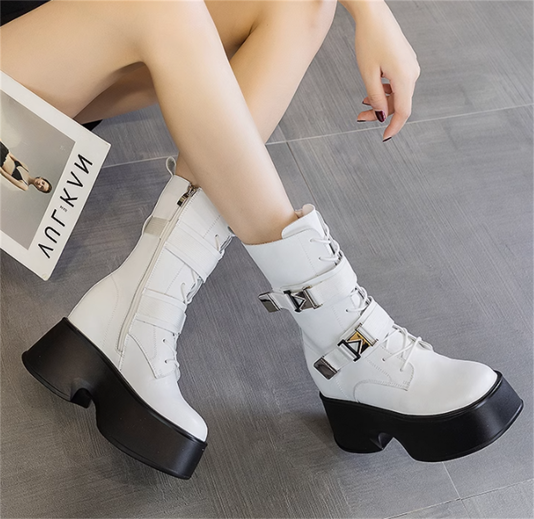 Hidden Heel Bot