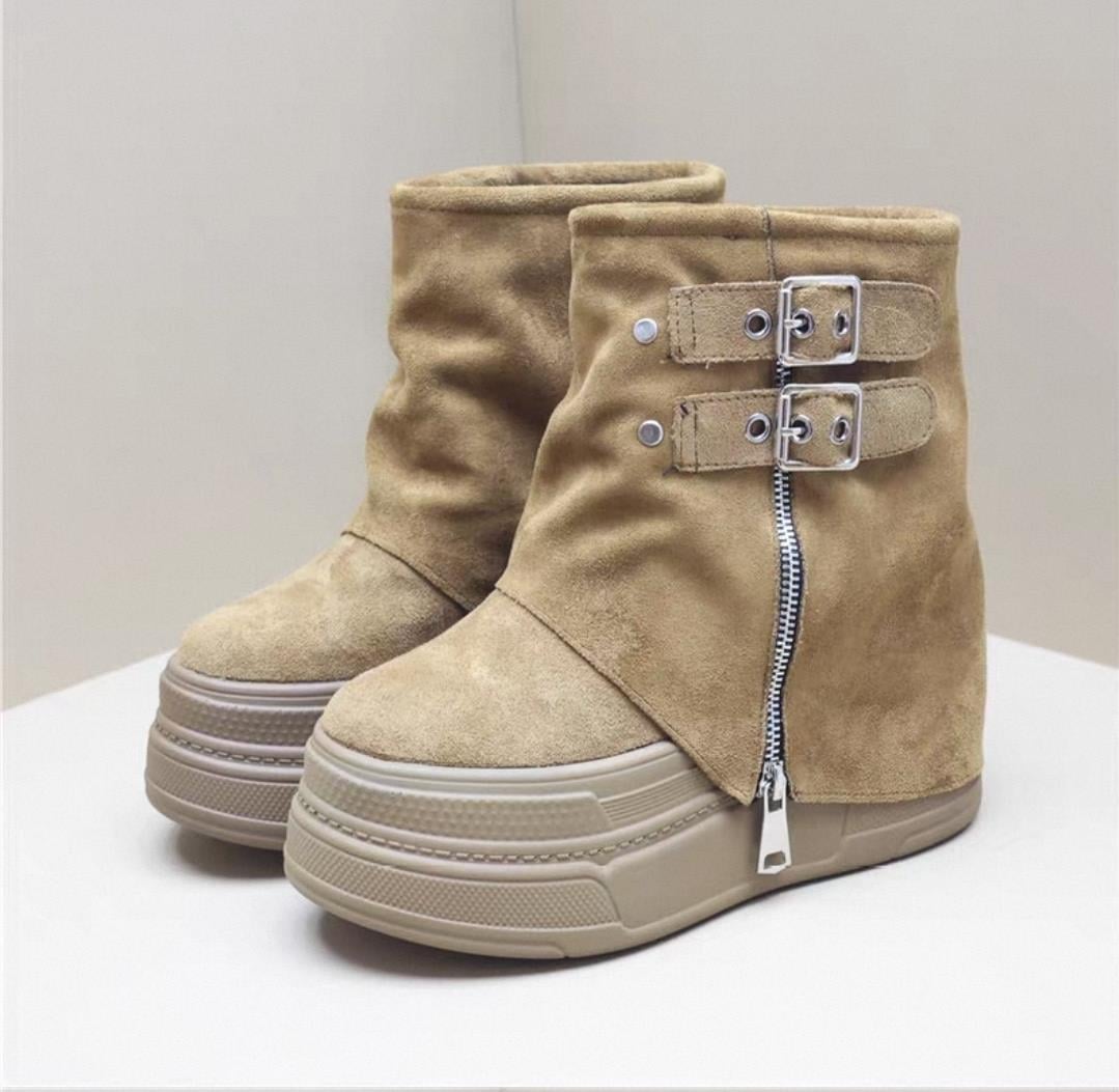 Hidden Heel Bot