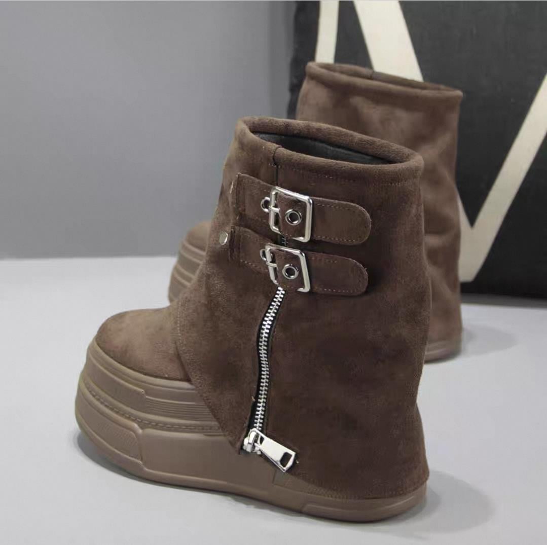 Hidden Heel Bot
