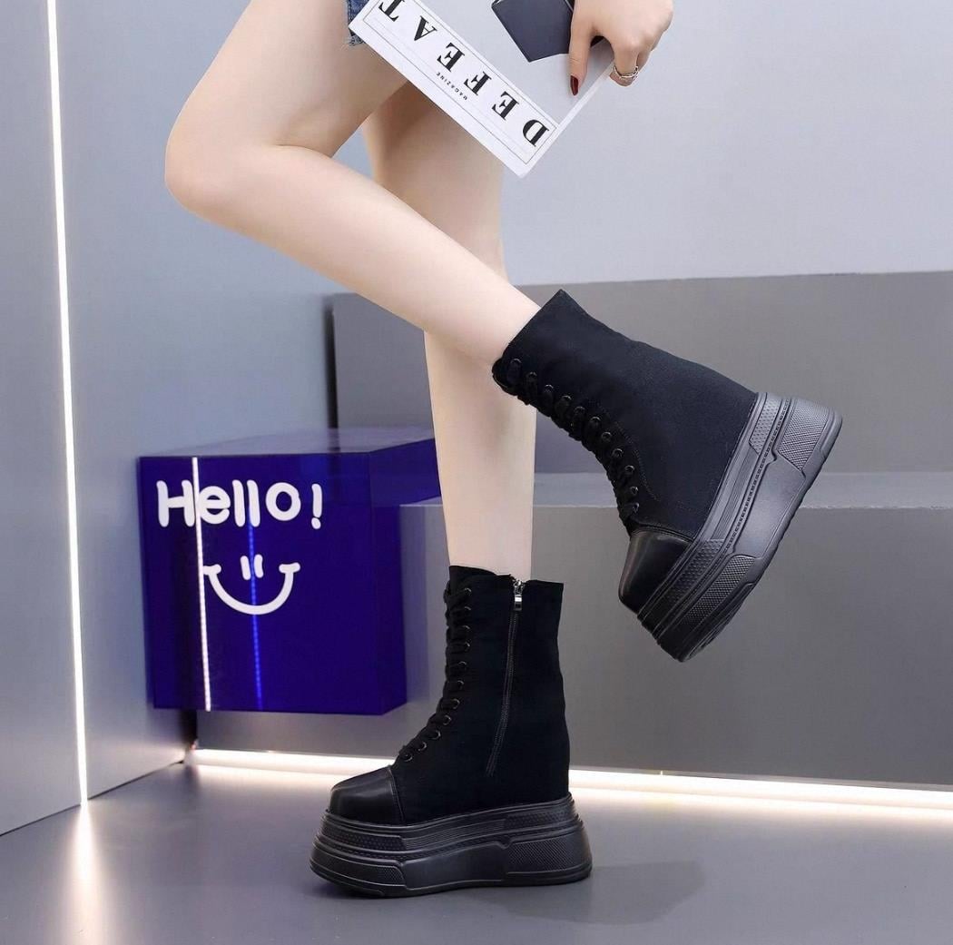 Hidden Heel Bot