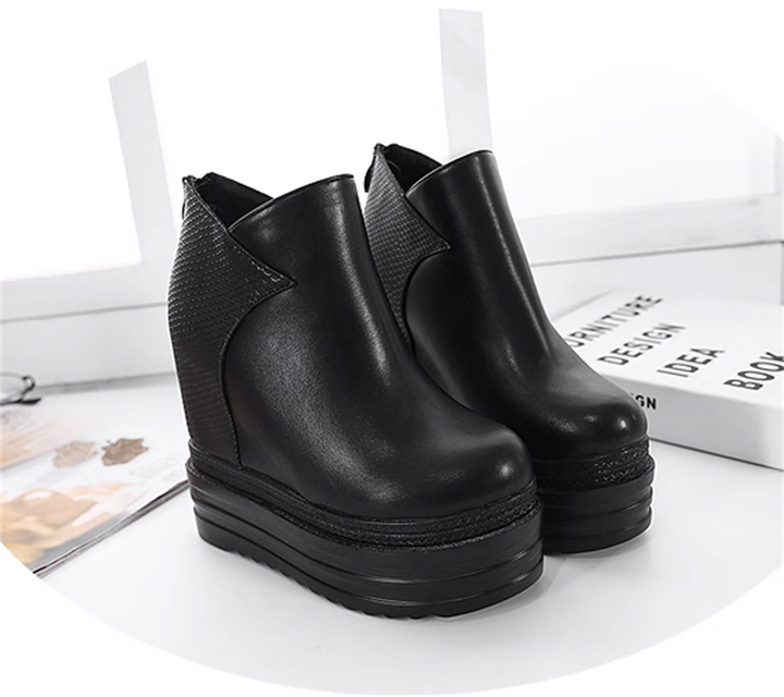 Hidden Heel Bot