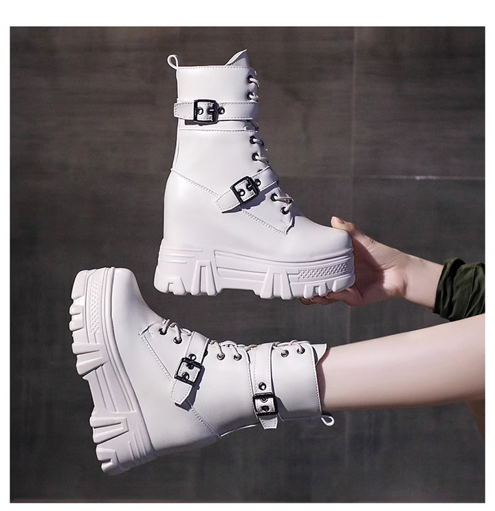 Hidden Heel Bot