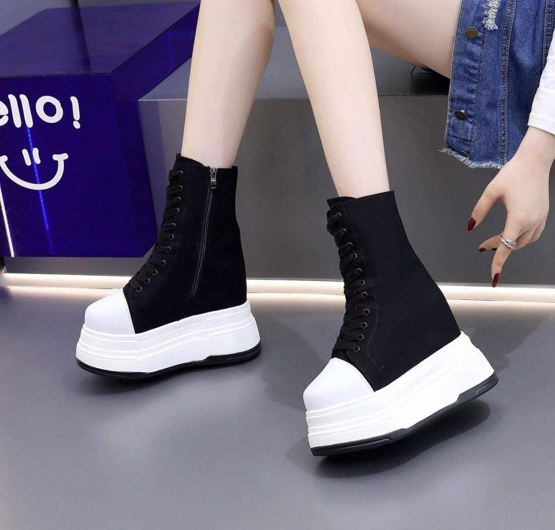 Hidden Heel Bot