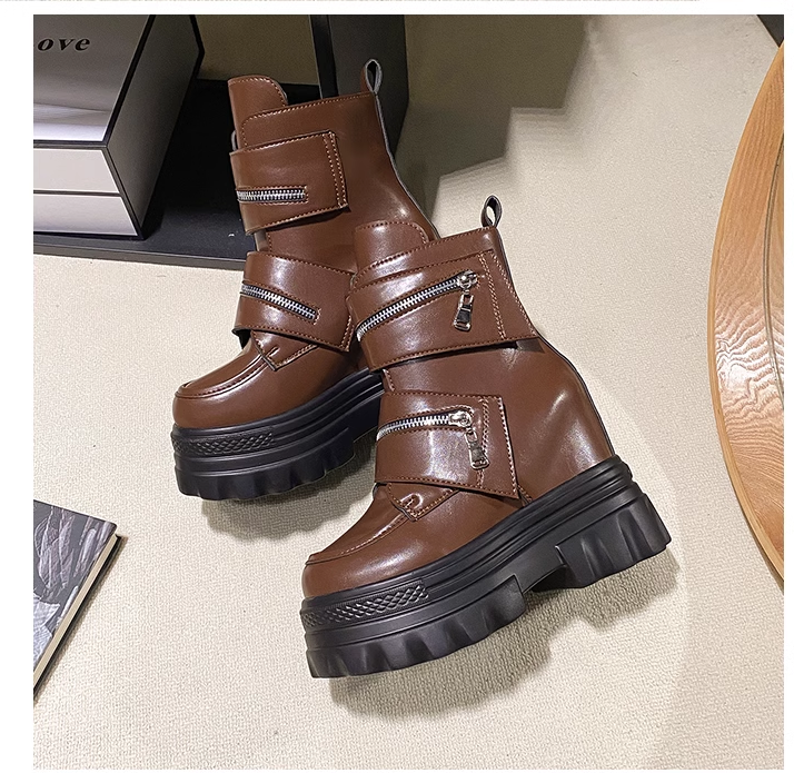 Hidden Heel Bot