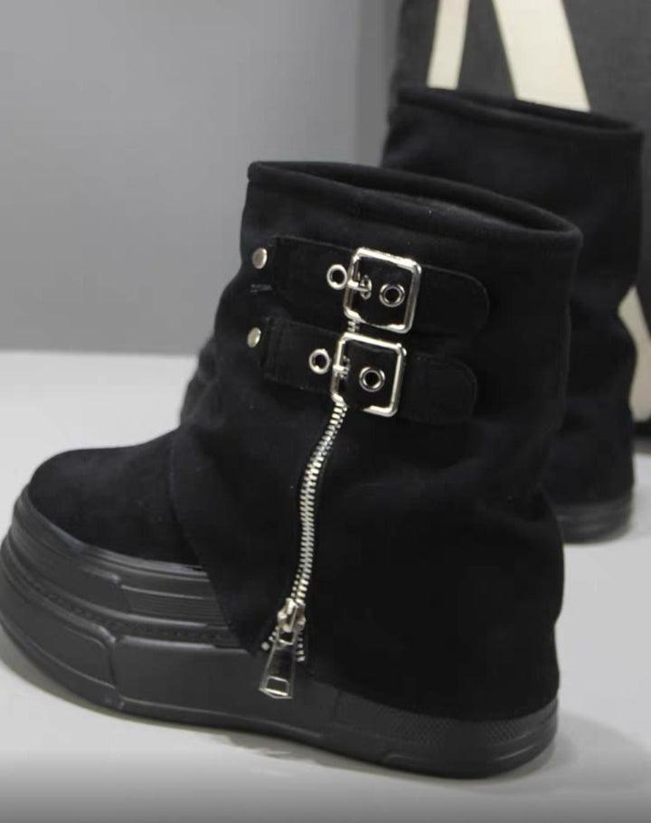 Hidden Heel Bot