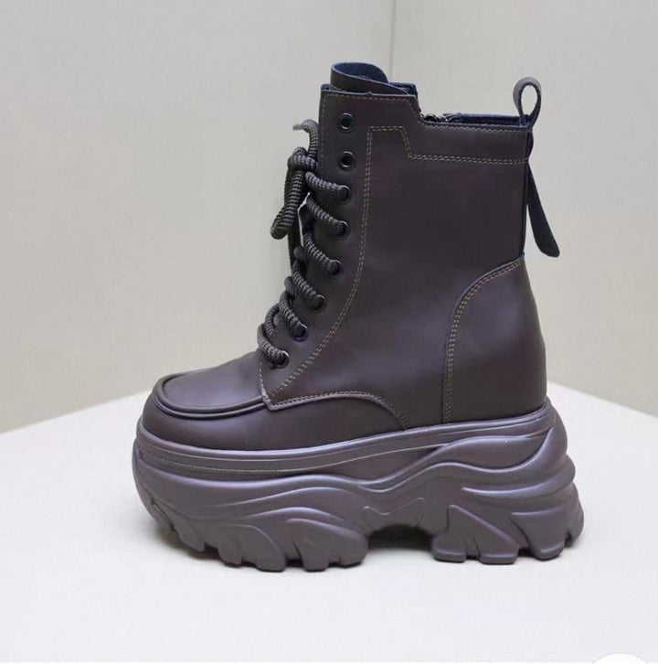 Hidden Heel Bot