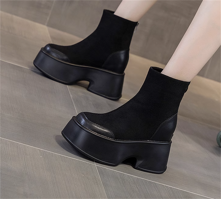 Hidden Heel Bot