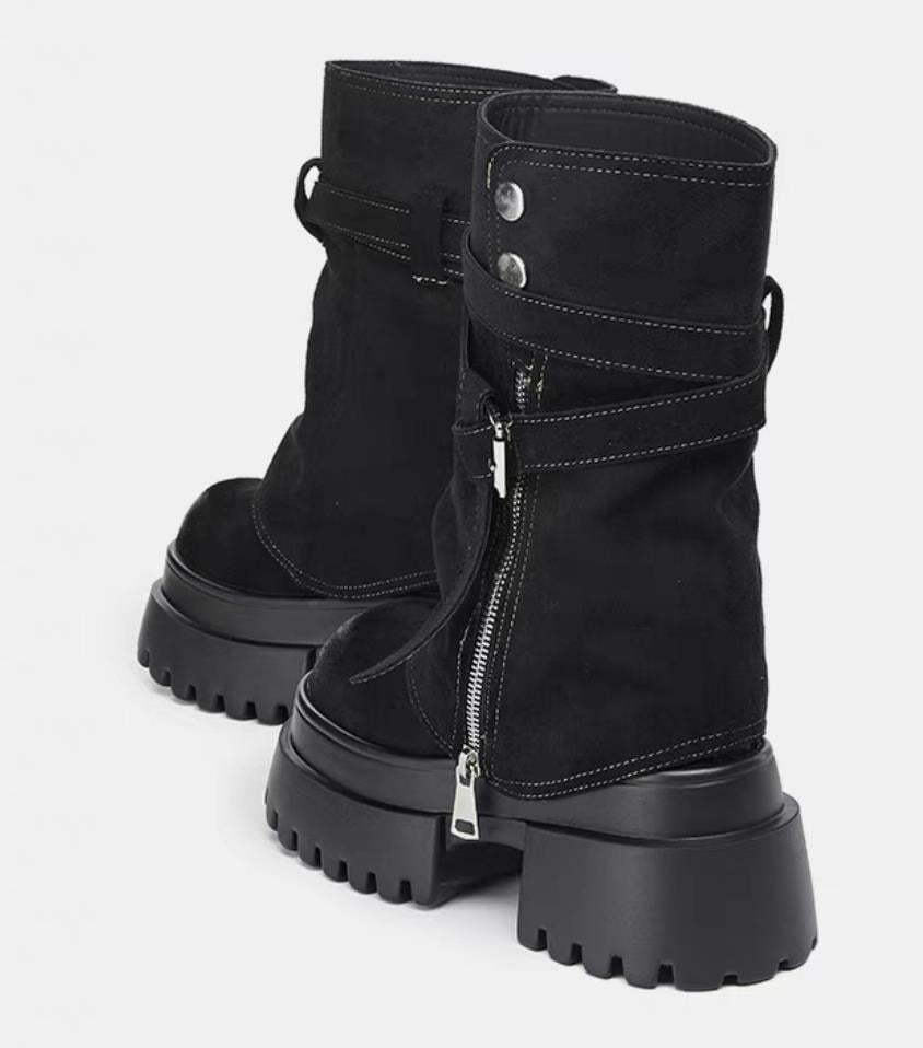 Hidden Heel Boots 4.5-inch
