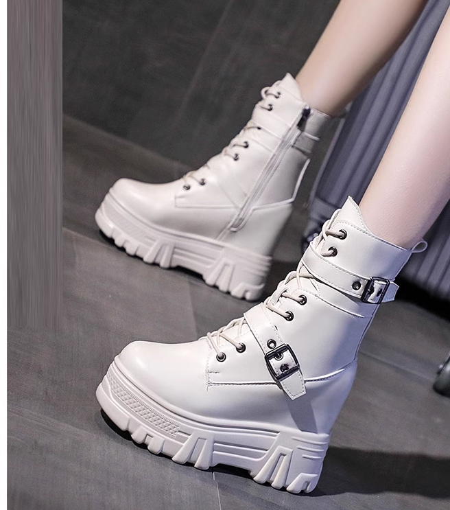 Hidden Heel Bot