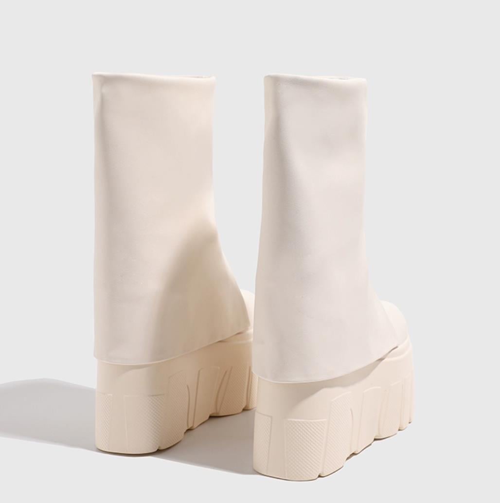 Hidden Heel Boots 6.5-inch