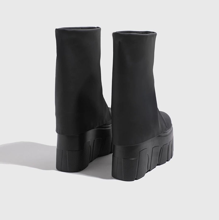 Hidden Heel Boots 6.5-inch
