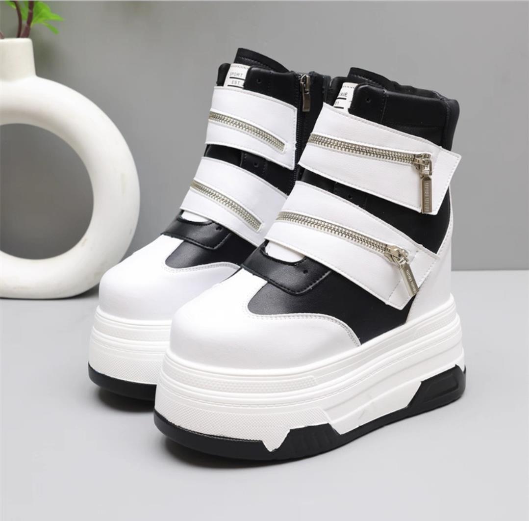 Hidden Heel Bot 18 cm