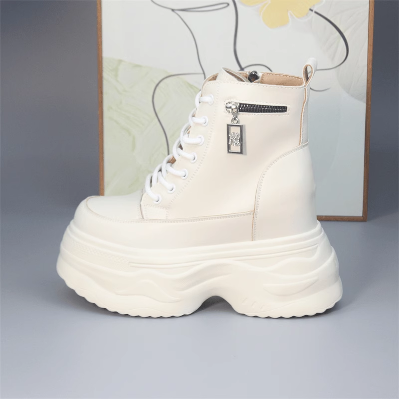 Hidden Heel Bot