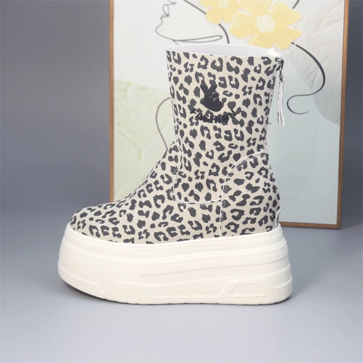 Hidden Heel Bot