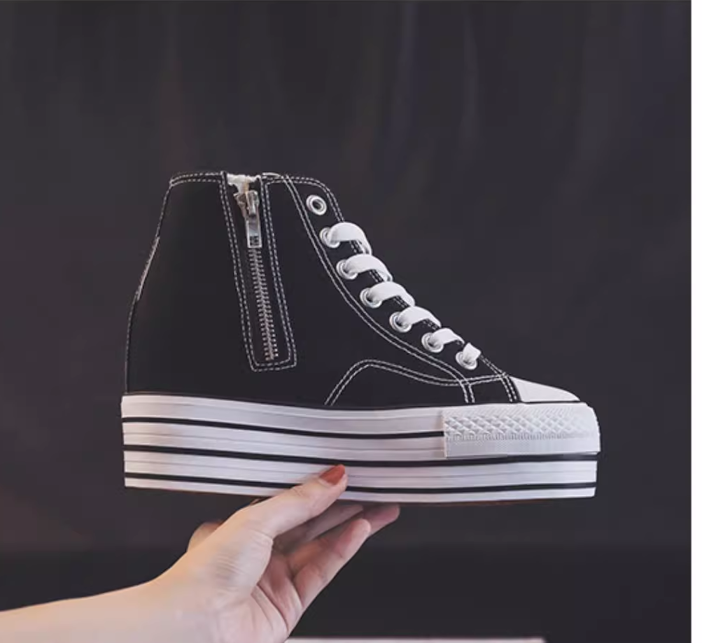 Hidden Heel Bot