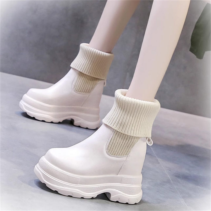 Hidden Heel Bot