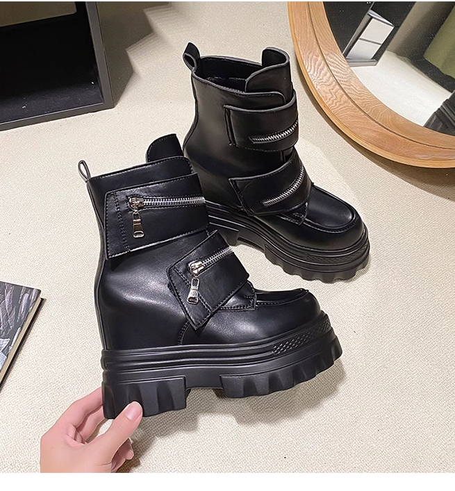 Hidden Heel Bot