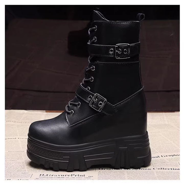 Hidden Heel Bot