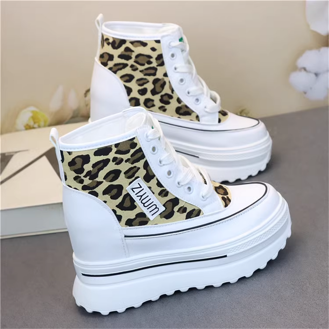 Hidden Heel Bot