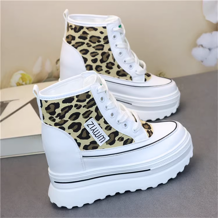 Hidden Heel Bot
