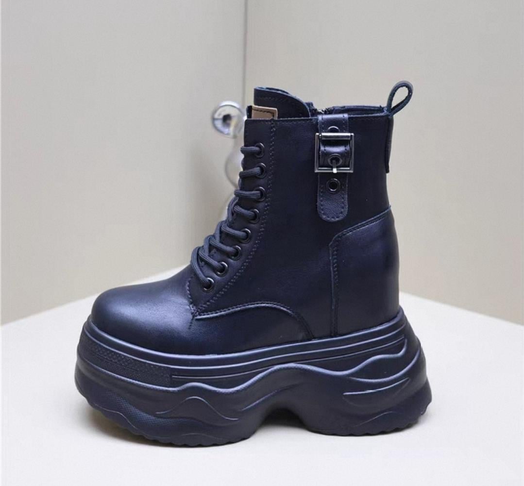Hidden Heel Bot