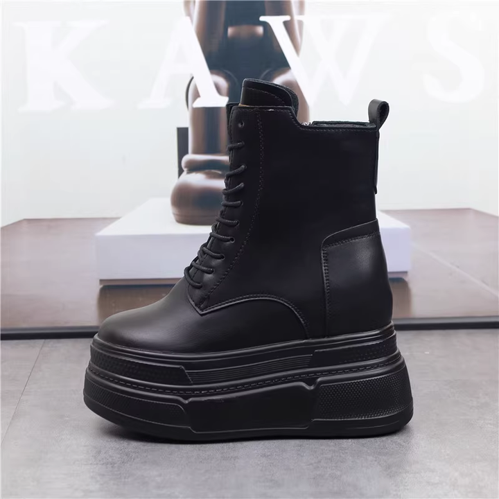 Hidden Heel Bot