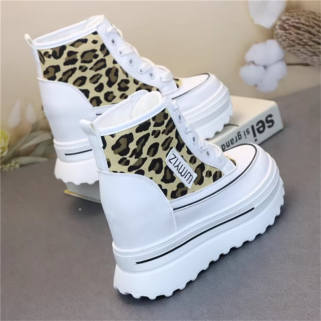 Hidden Heel Bot