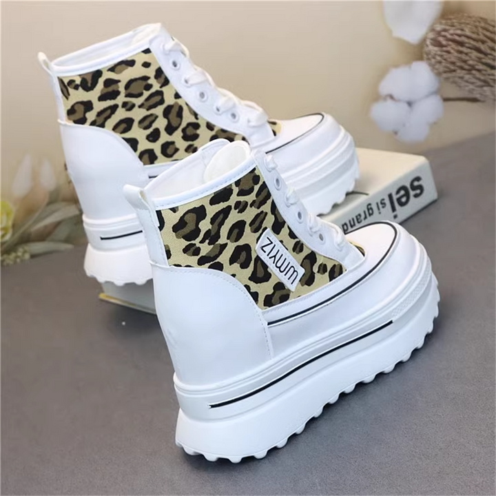 Hidden Heel Bot
