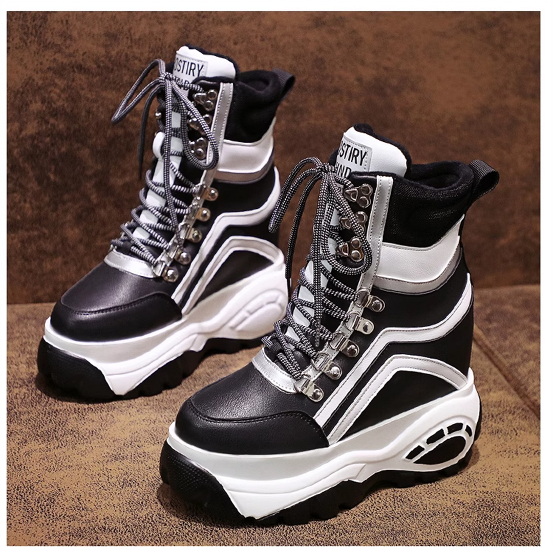 Hidden Heel Bot
