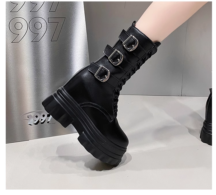 Hidden Heel Bot