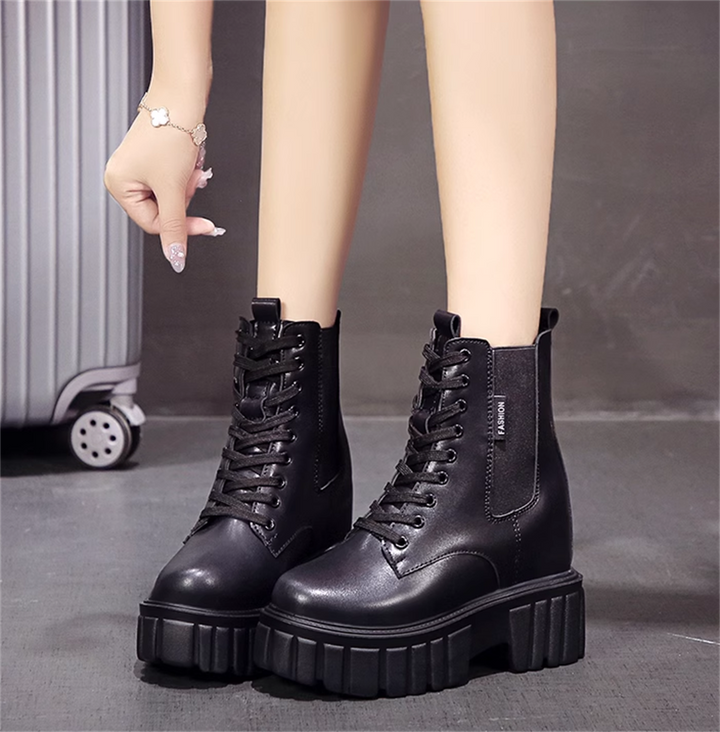 Hidden Heel Bot