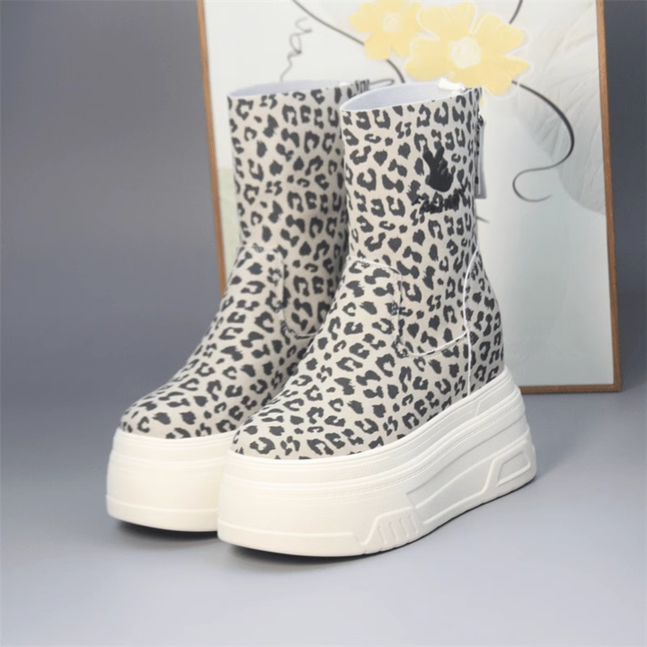 Hidden Heel Bot