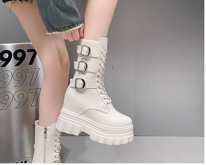 Hidden Heel Bot