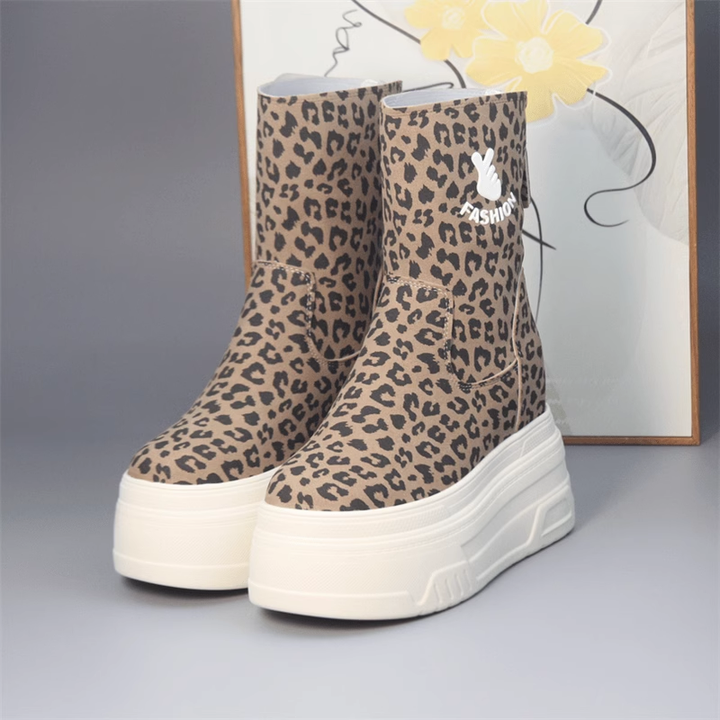Hidden Heel Bot
