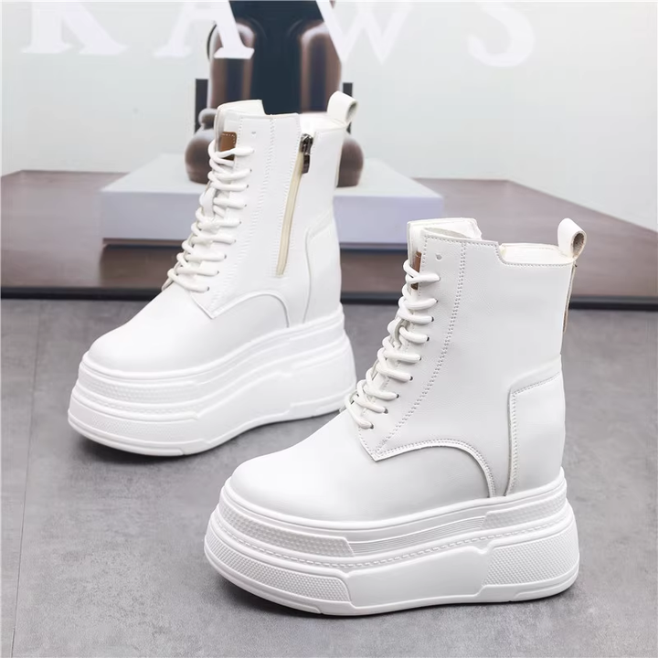 Hidden Heel Bot