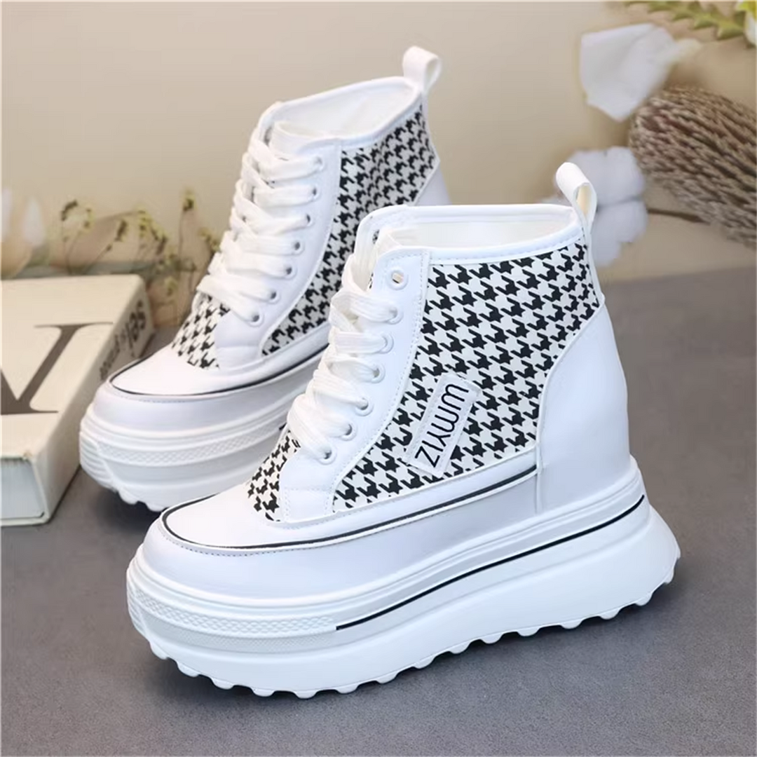 Hidden Heel Bot