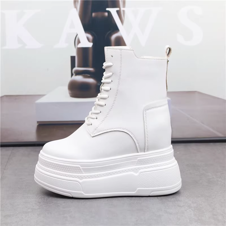 Hidden Heel Bot