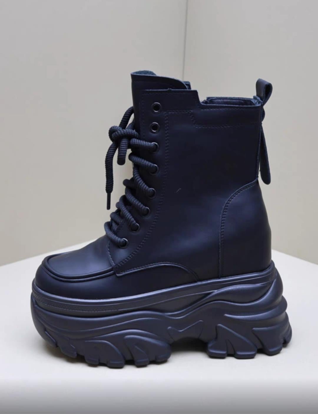 Hidden Heel Bot