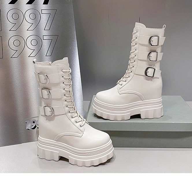 Hidden Heel Bot