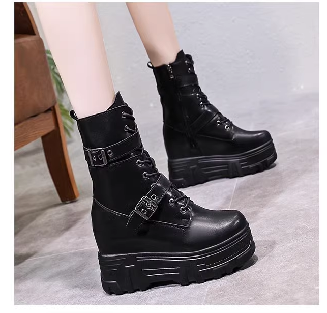 Hidden Heel Bot