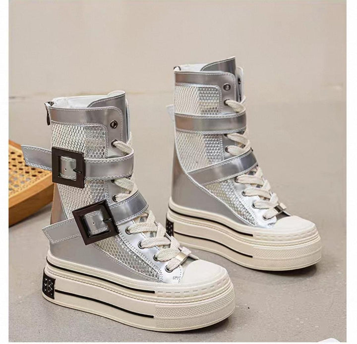 Hidden Heel Conandrse Boots